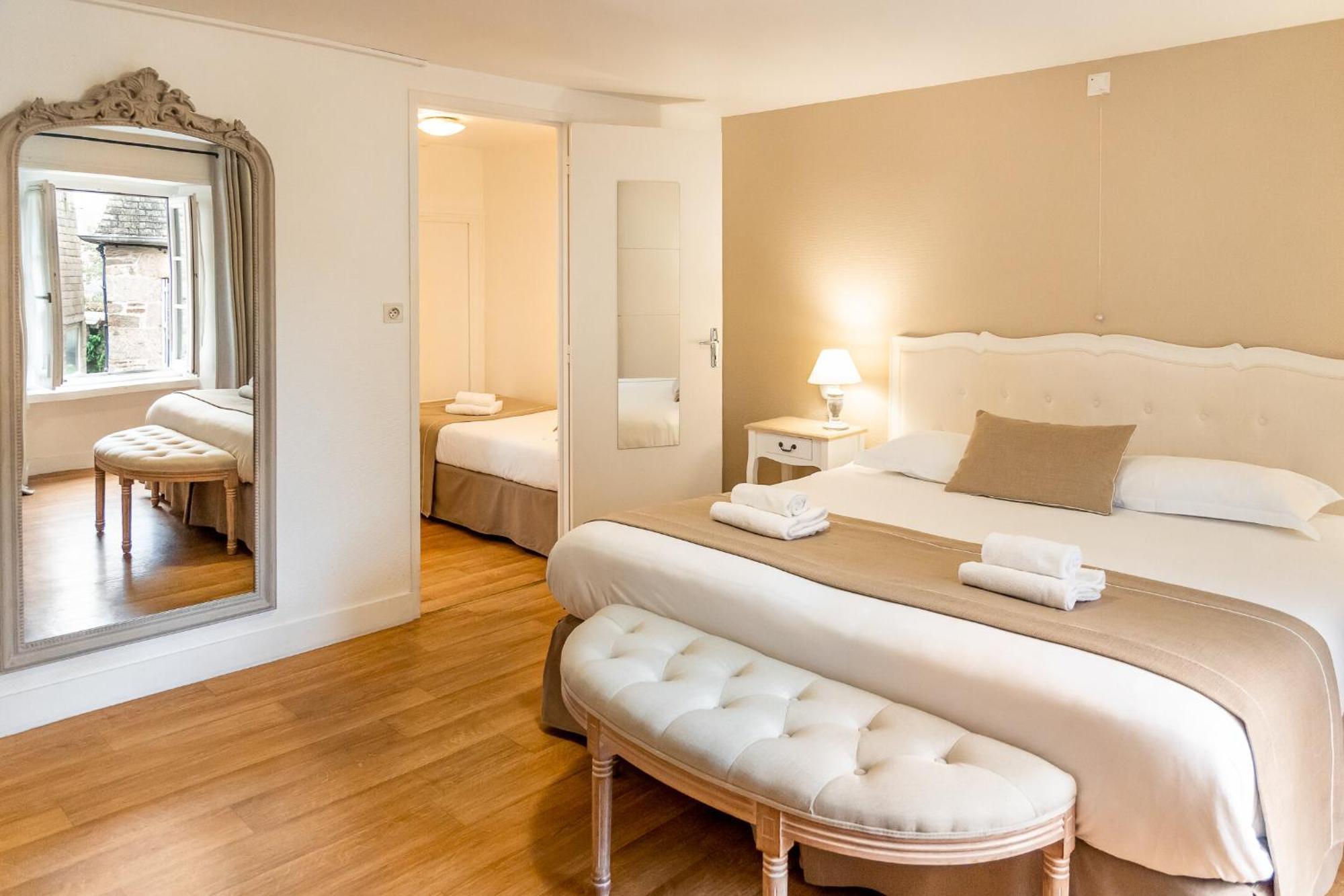 Hotel De La Porte Saint-malo 3*
