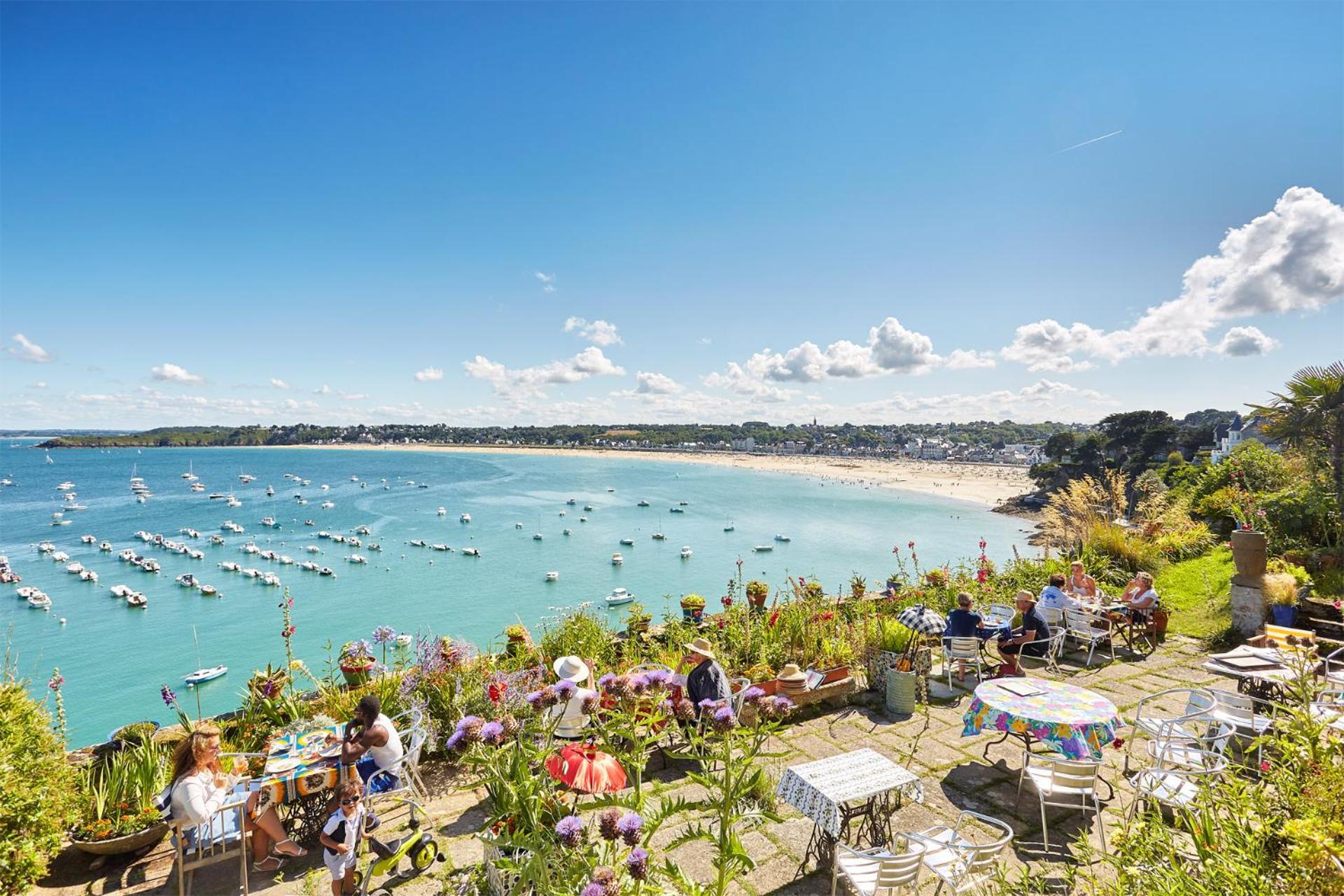 Hotel De La Porte Saint-malo 3*