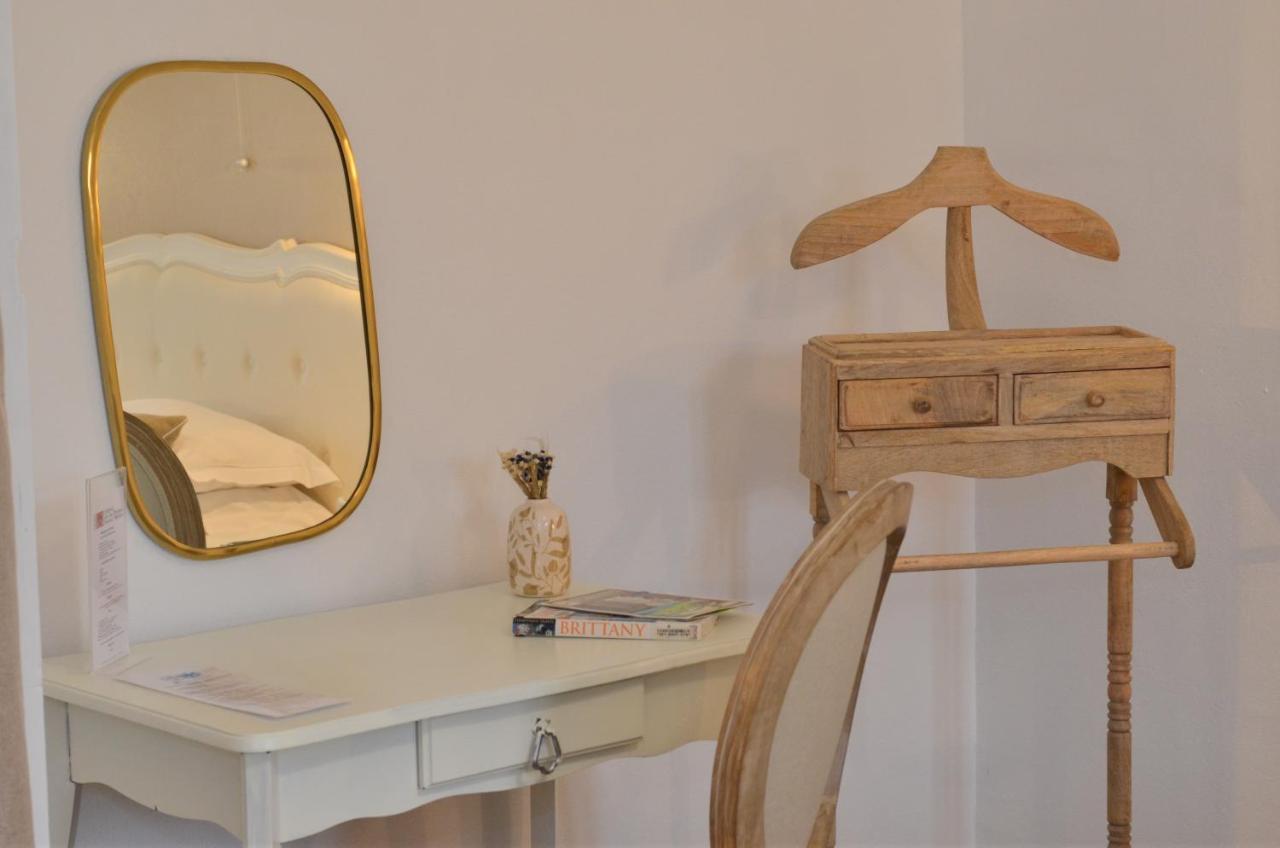 Demeures & Chateaux - De La Porte Saint-malo Hotel 3*